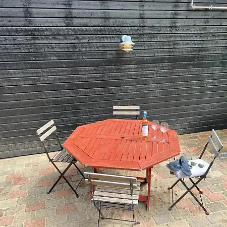 Experience The Charming Near Ruslands Bakker Dronningmølle